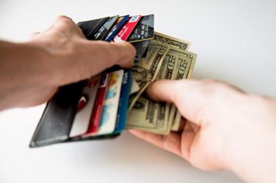 Dịch vụ rút tiền mặt thẻ tín dụng tại Quận 9