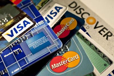 Thẻ tín dụng là gì? Tìm hiểu thông tin chiếc thẻ thần thánh