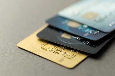 Bật mí dịch vụ rút tiền mặt thẻ tín dụng tại Quận 3 phí rẻ