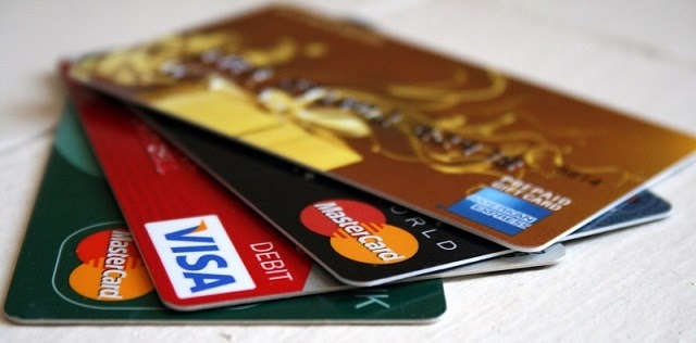 Trên thị trường xuất hiện tràn lan các đơn vị cung cấp dịch vụ đáo hạn thẻ tín dụng khiến cho chủ thẻ hoang mang không biết đâu là đơn vị uy tín, chuyên nghiệp
