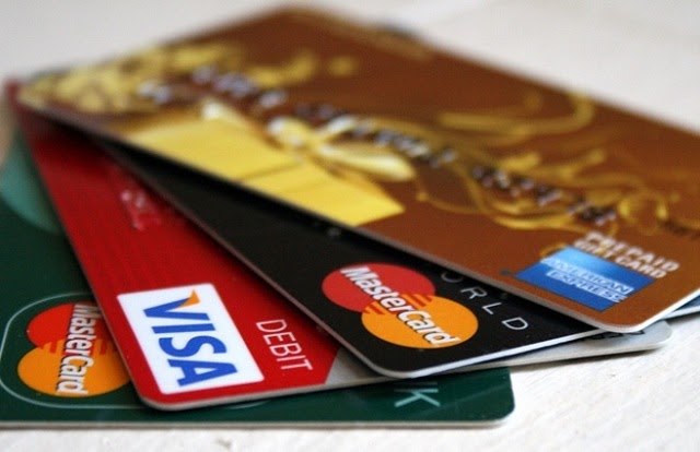 Các dịch vụ đáo hạn thẻ tín dụng tại Quận 8 thường hỗ trợ khách hàng với khoản tiền từ 10 - 100 triệu đồng hoặc có thể hơn 