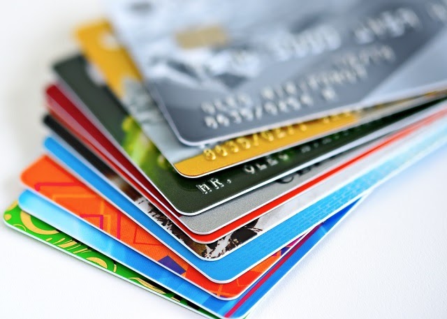 Chi nhánh đáo hạn thẻ tín dụng tại TP. Dĩ An luôn luôn sẵn sàng phục vụ khách hàng 24/24 thậm chí là vào Thứ 7, Chủ Nhật